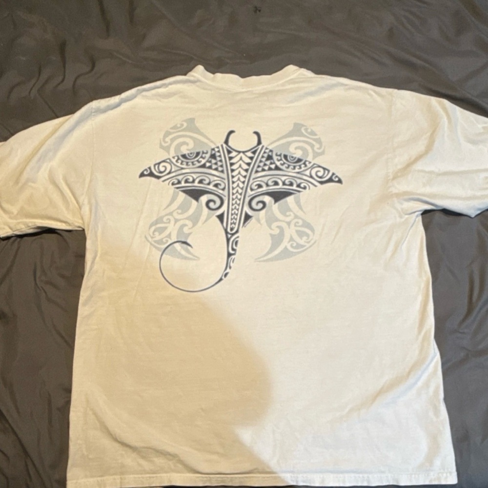 Hawaii Manta Ray Graphic Short-Sleeve Tee - White - Picture 4 of 4